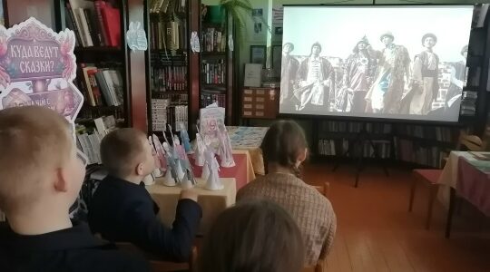 В Рябчинской библиотеке состоялось мероприятие, посвященное культуре татар и якутов