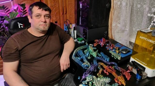 Как соцконтракт помог открыть студию 3D-печати в Дубровском районе