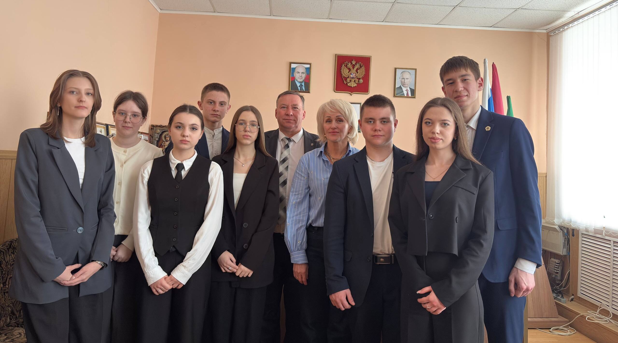 Встреча главы администрации Дубровского района с молодёжью