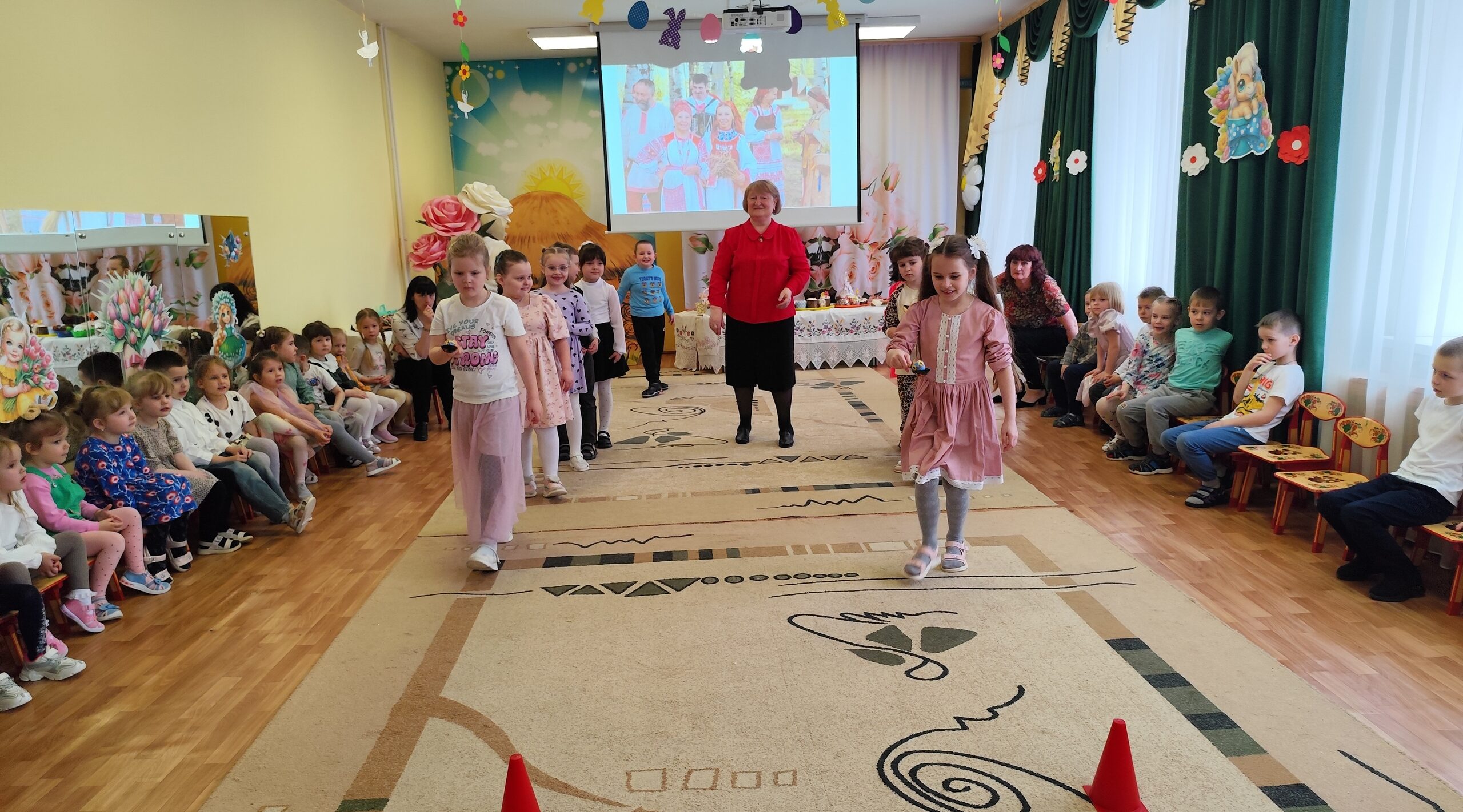 Для воспитанников Дубровского детского сада №4 прошел праздник «Как народы России весну встречают»