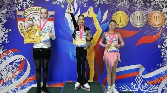 Брянские фигуристки успешно выступили на Кубке губернатора Орловской области