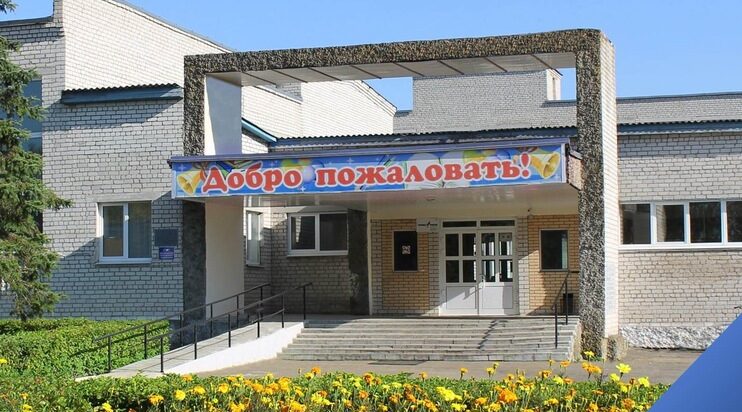 В Дубровском районе прошел школьный конкурс художественной самодеятельности