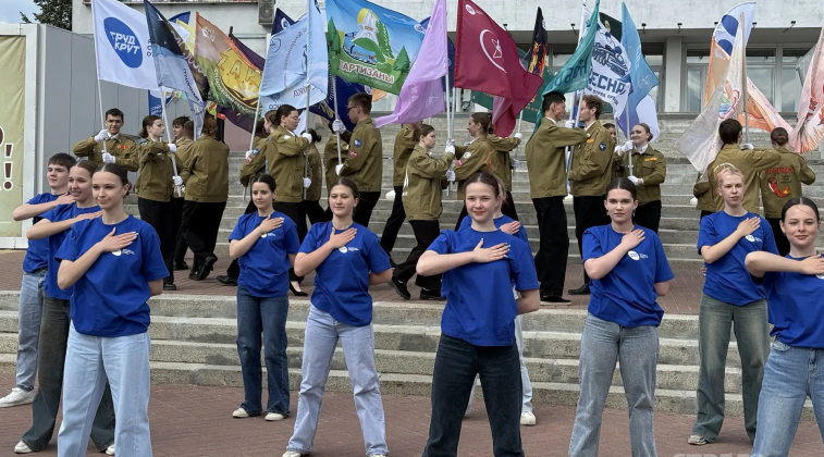 В Брянске начался новый трудовой семестр студенческих отрядов