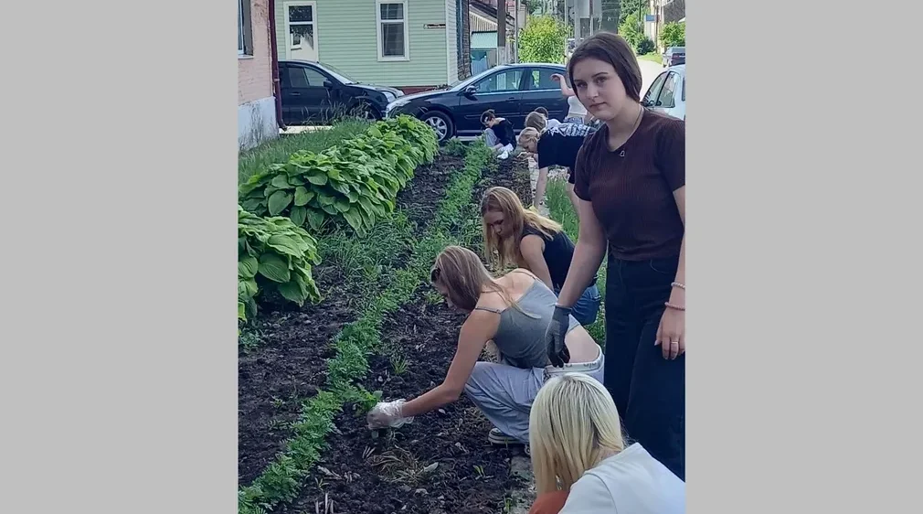В Стародубском округе трудоустроено 158 несовершеннолетних