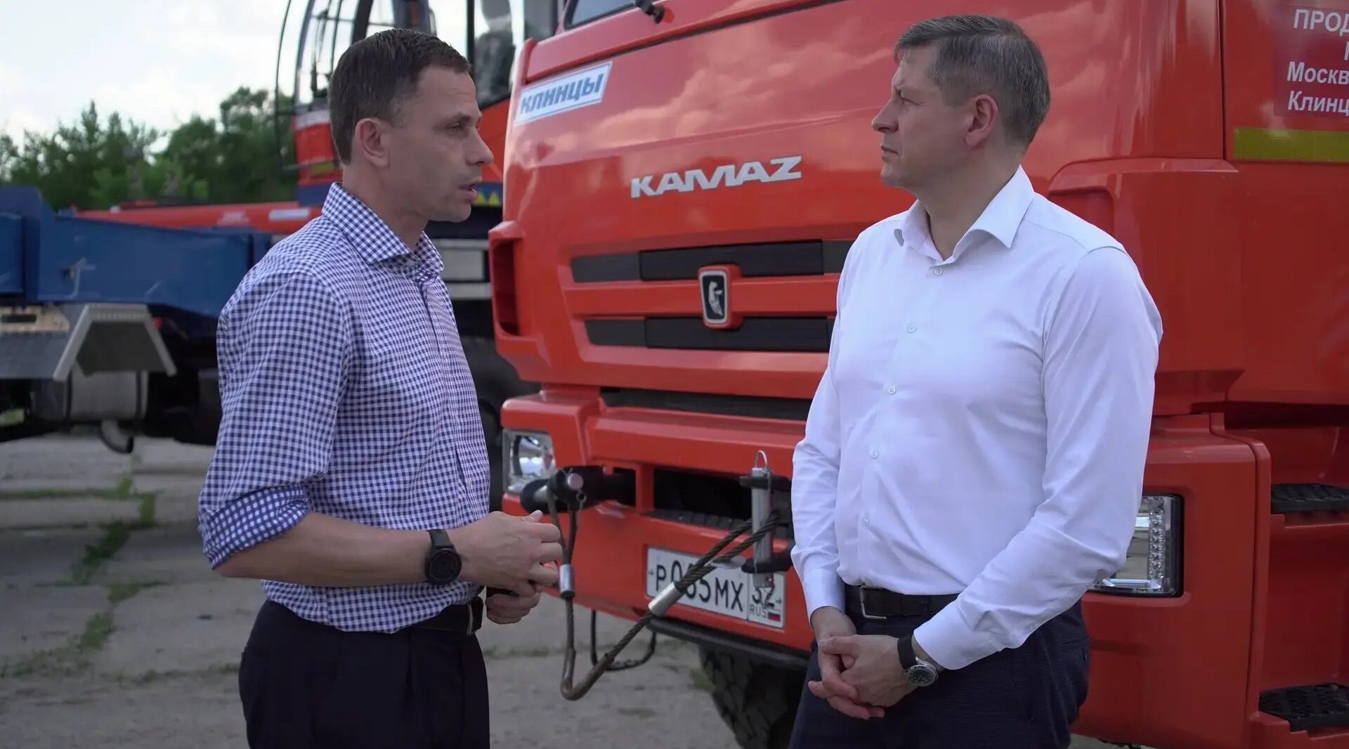 Егор Ковальчук посетил Клинцовский автокрановый завод