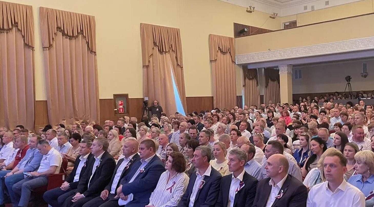 В Клинцах состоялась встреча кандидатов ПГ по выборам Губернатора Брянской области