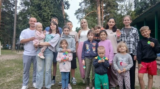 Молодёжные челленджи для маленьких воспитанников ГБУ КЦСОН Дубровского района