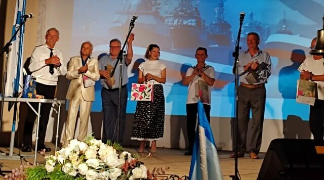 В Дубровке прошло торжество в честь Дня Военно-морского флота