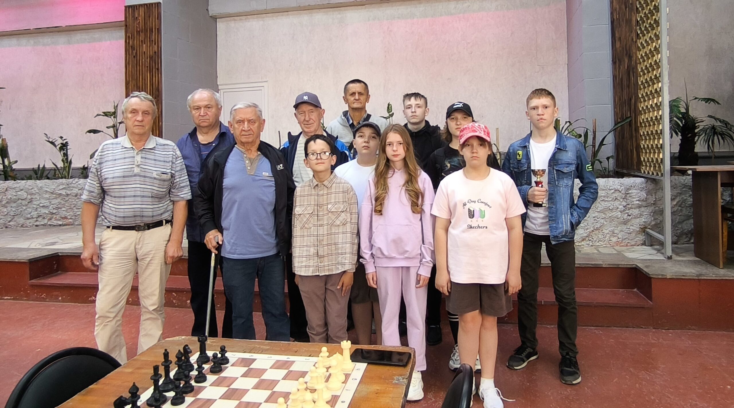 Дубровские юниоры одержали победу над рословскими сверстниками