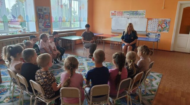 В Дубровском детском саду № 4 прошла беседа о пожарах