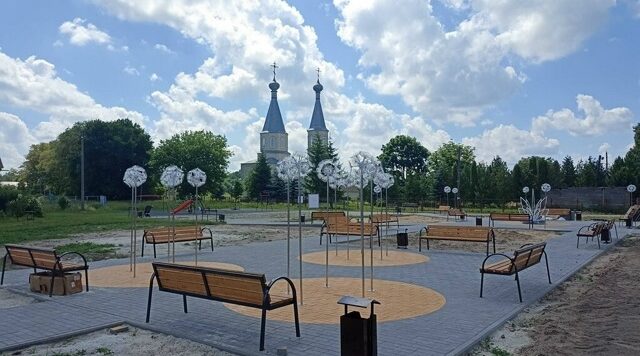 В селе Коржовка-Голубовка благоустраивают общественное пространство