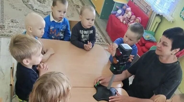 Игра-беседа со светофором для воспитанников Дубровской № 1 СОШ