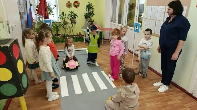 Неделя безопасности дорожного движения в Дубровском детском саду № 4