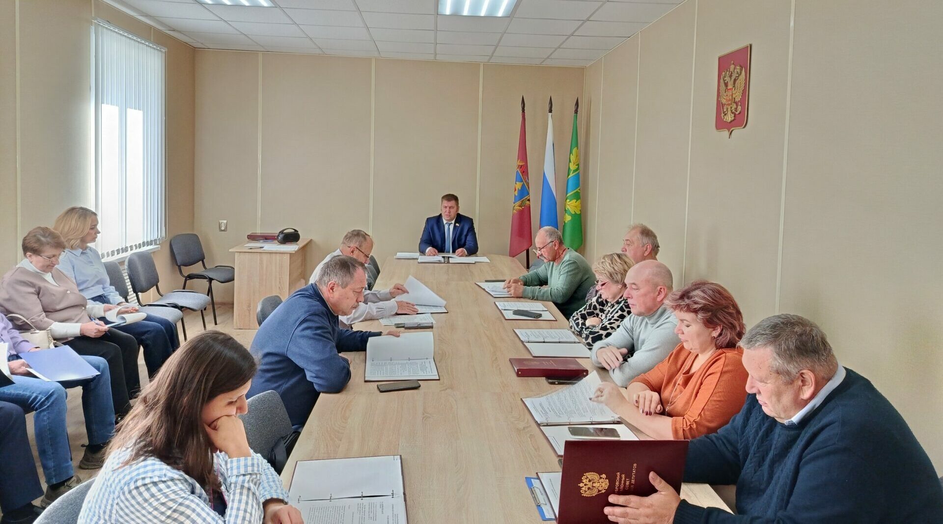 В Дубровском районе обсудили бюджет и подготовку к зимнему периоду