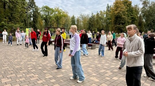 В Майском парке Брянска прошёл «Час здоровья»