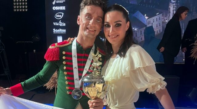 Танцевальный дуэт из Брянска завоевал серебро чемпионата мира по шоу-дансу