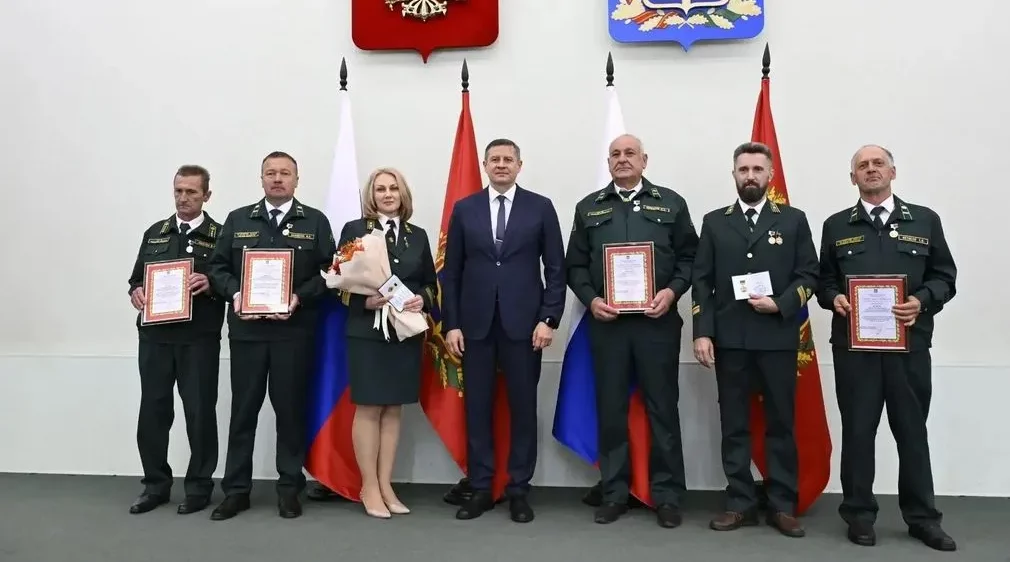 В Брянске состоялось чествование работников леса