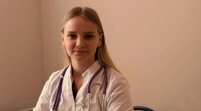 В Брянской поликлинике № 1 приступила к работе молодой врач-терапевт