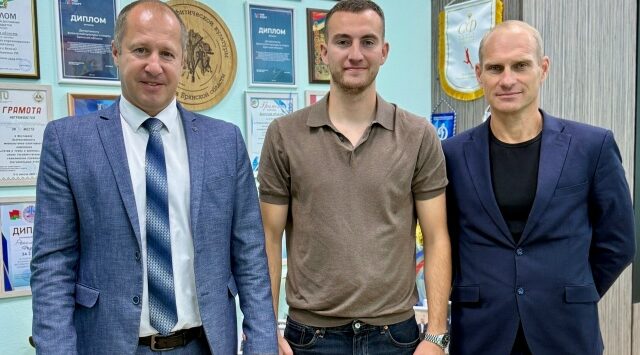 В Брянской области подписали соглашения с победителями «Земского тренера»