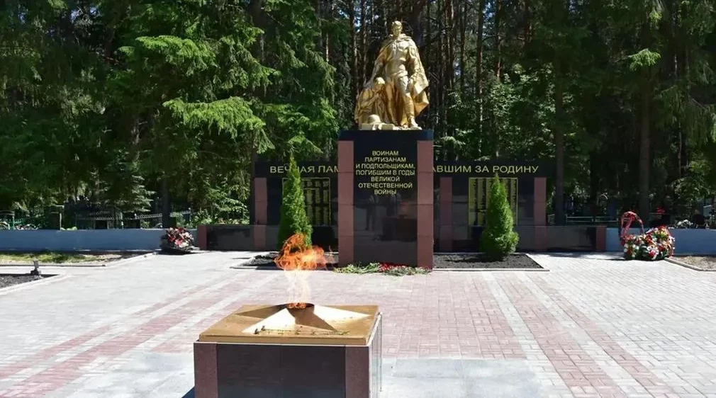 Дятьково празднует 83-ю годовщину со дня освобождения от фашистов