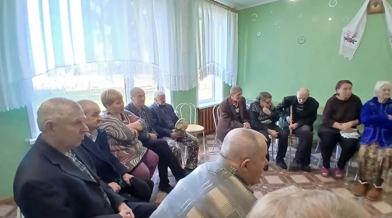 Прокурор провёл приём в стационарном отделении для пожилых
