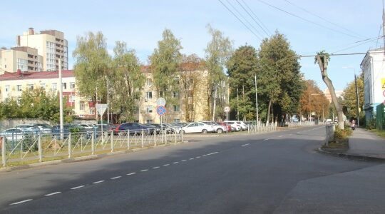 В Брянске привели в порядок подъезды к учреждениям здравоохранения