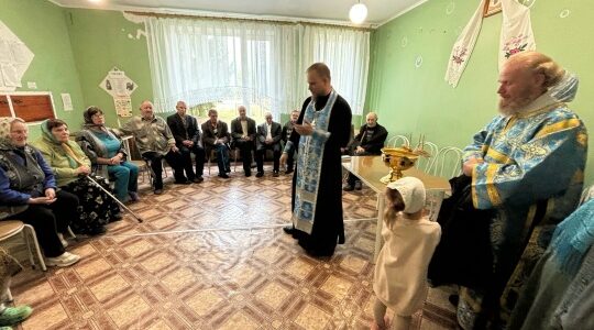 Духовная встреча в отделении временного проживания Дубровского района