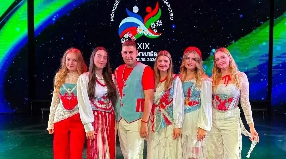 Брянский ансамбль «Модно-народно» вышел в финал фестиваля «Молодежь — за Союзное государство»