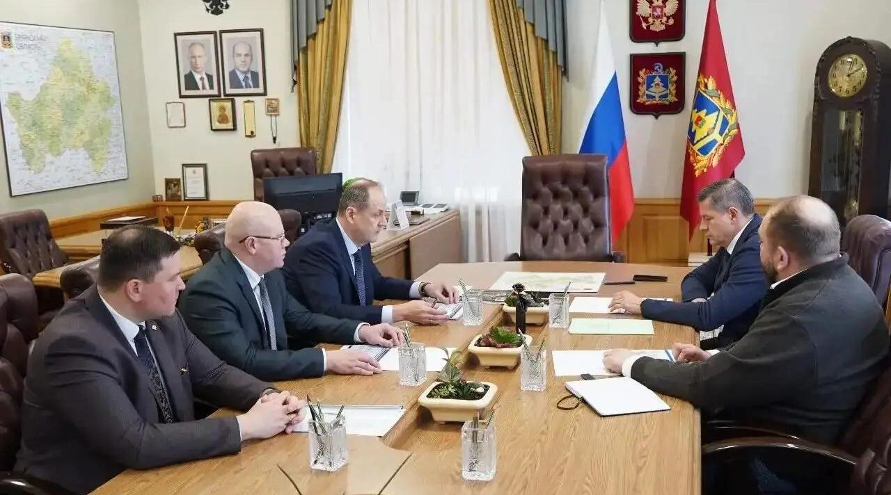 Егор Ковальчук провел встречу с гендиректором «Газпром трансгаз Москва» Александром Бабаковым