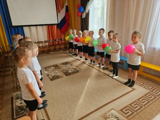 Подвижные игры в Дубровском детском саду как путь к дружбе и взаимопомощи